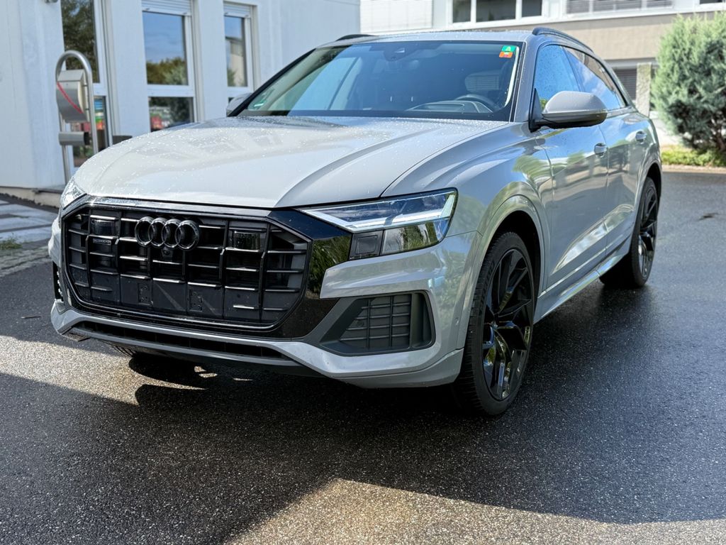 Audi Q8 2023