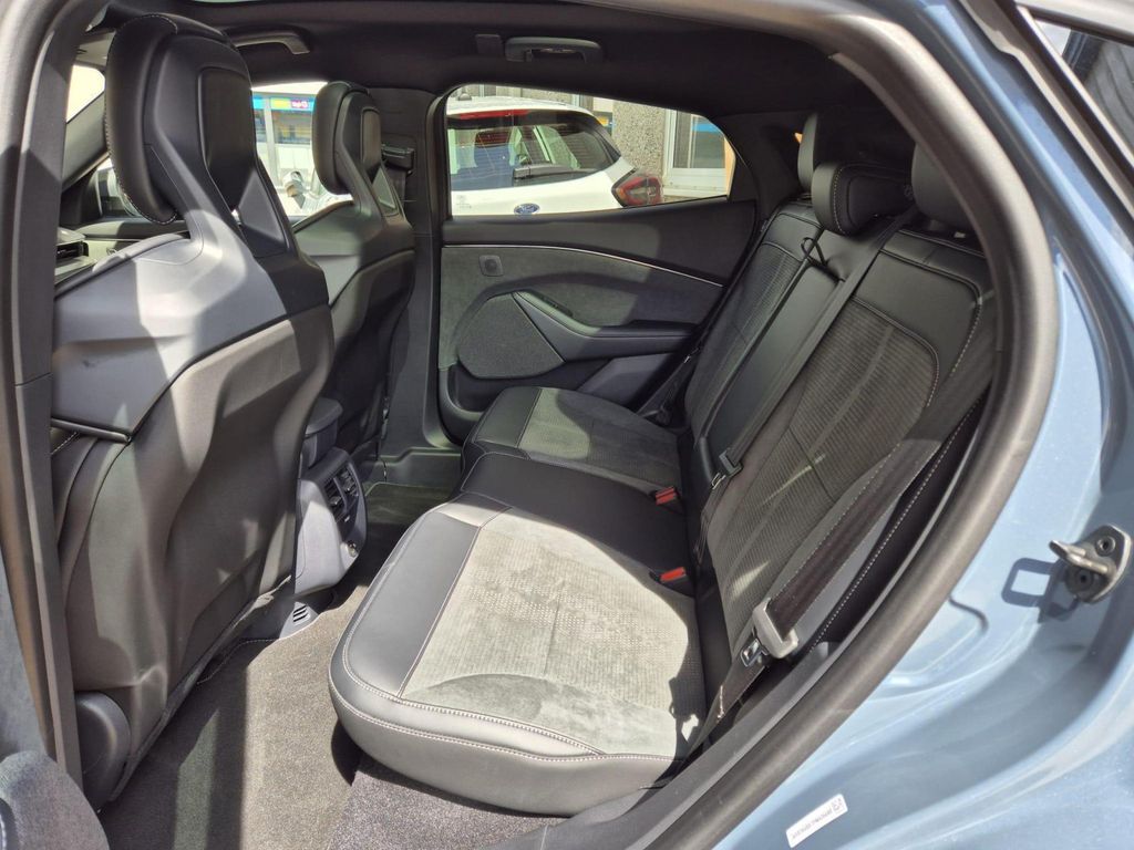 Ford Mustang Mach-E 2024