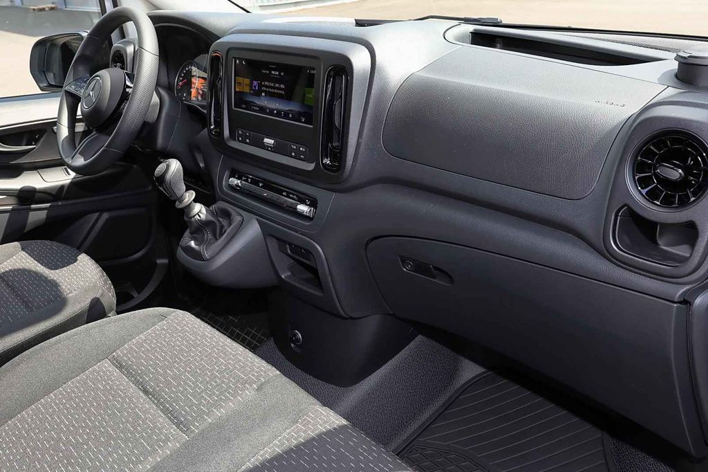 Mercedes-Benz Vito 2025