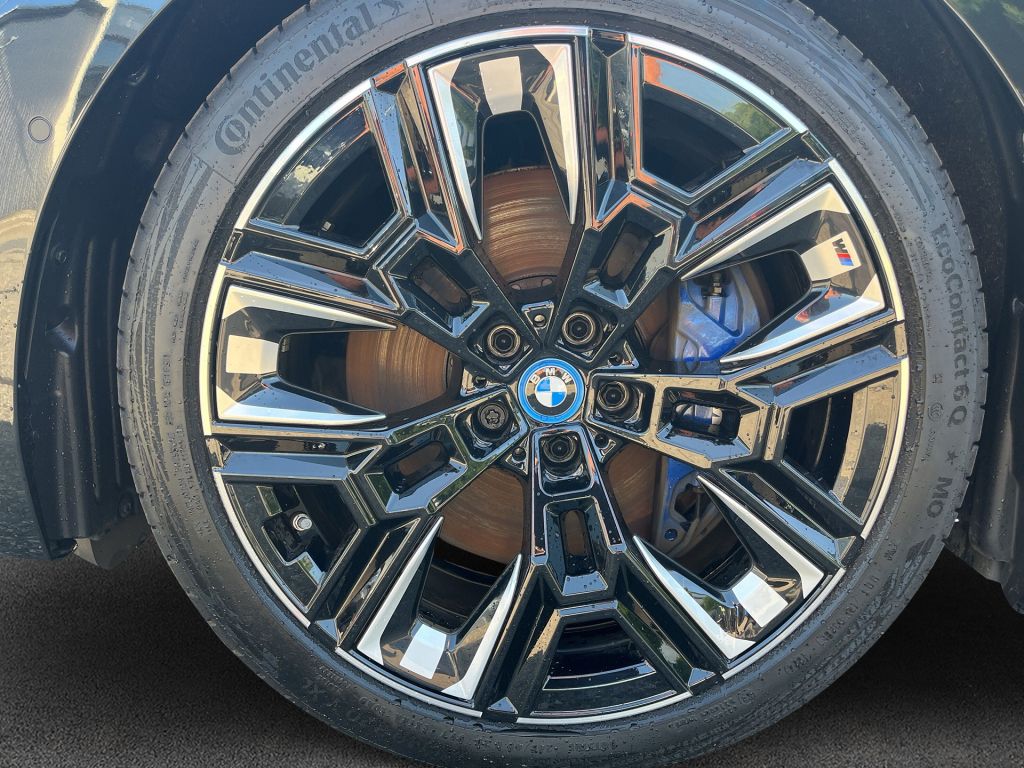 BMW i5 2024