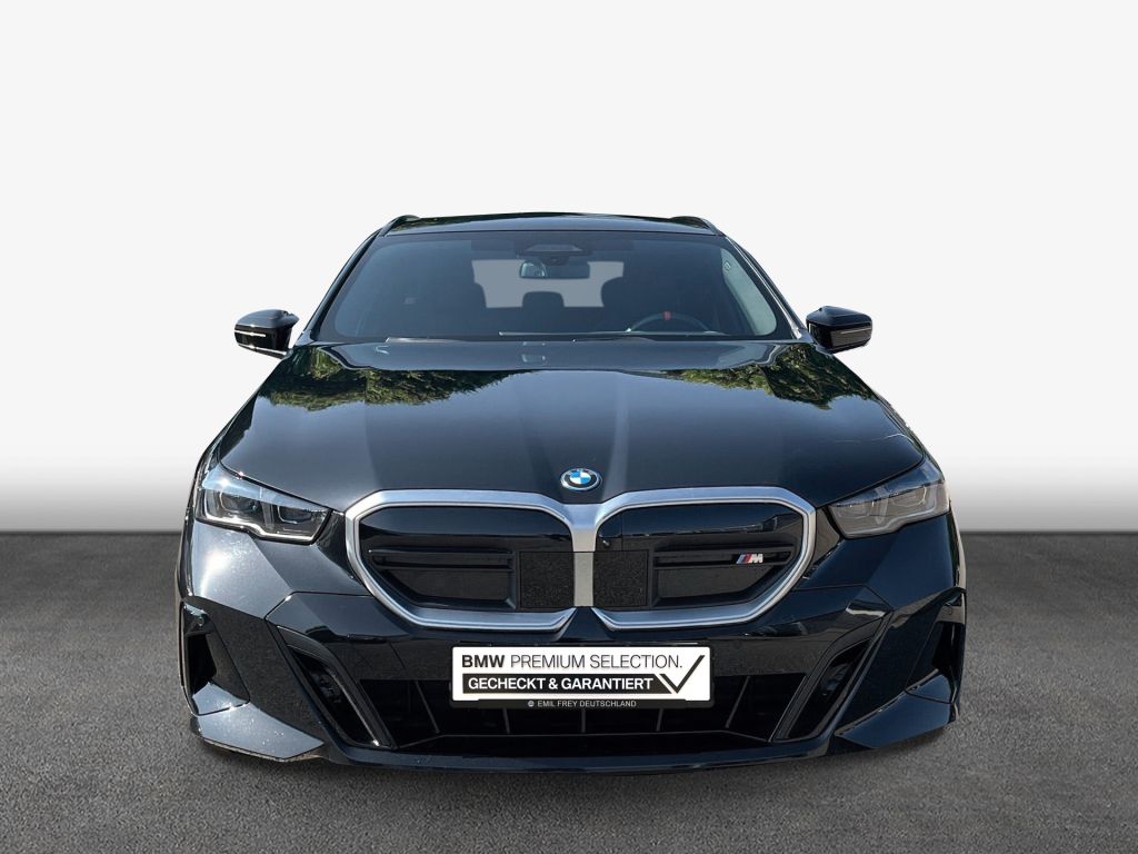 BMW i5 2024
