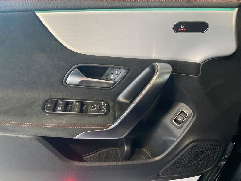 Mercedes-Benz CLA 200 Shooting Brake 2024