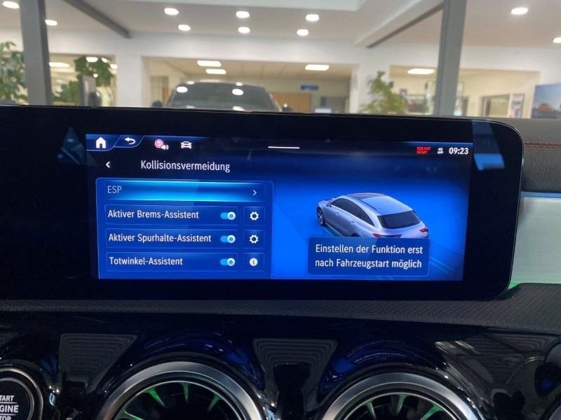 Mercedes-Benz CLA 200 Shooting Brake 2024