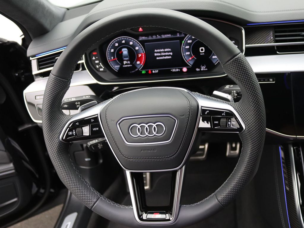Audi S8 2024