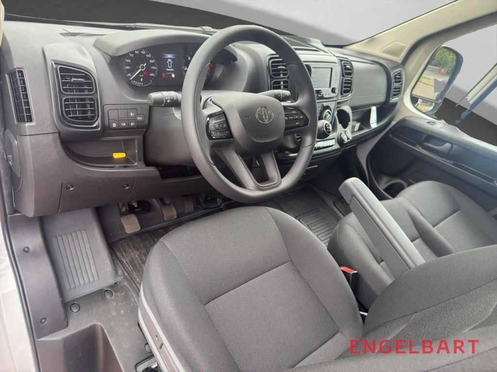 Toyota Proace Max 2025