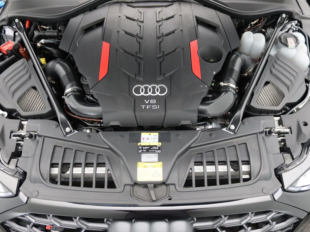 Audi S8 2024