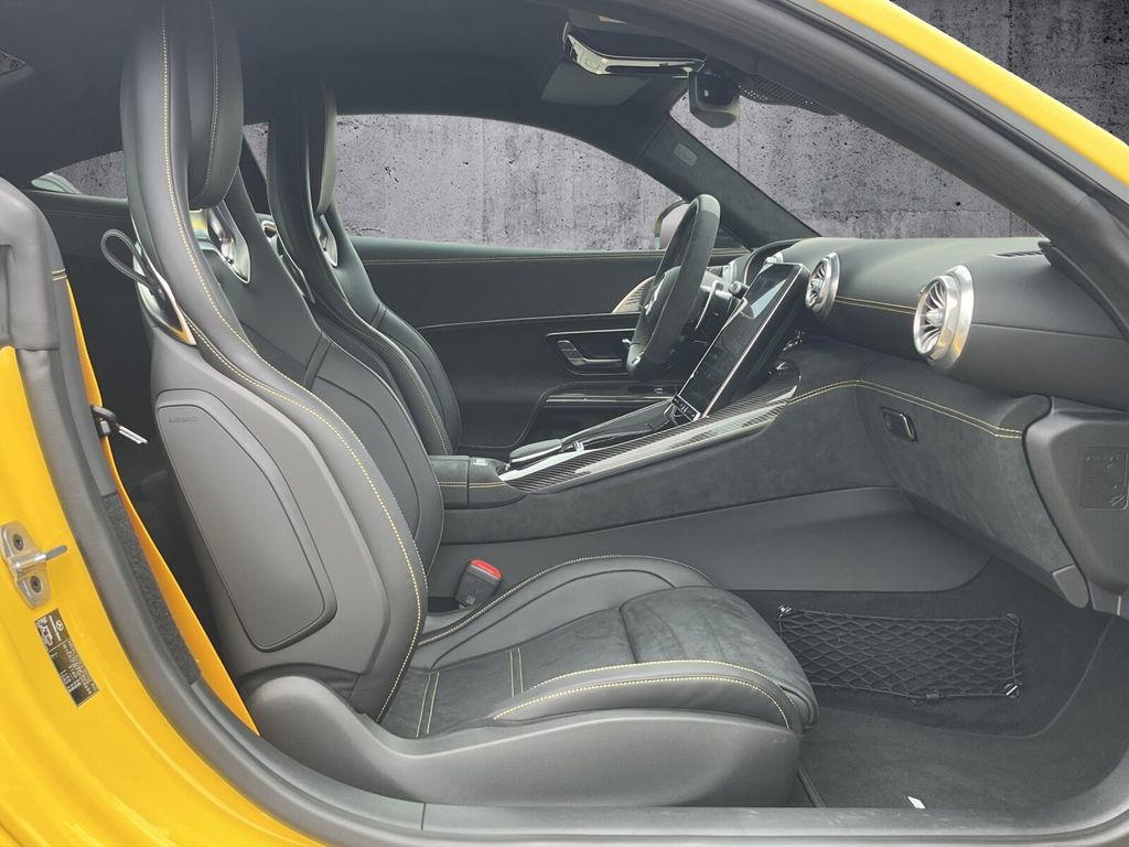 Mercedes-Benz AMG GT 2024