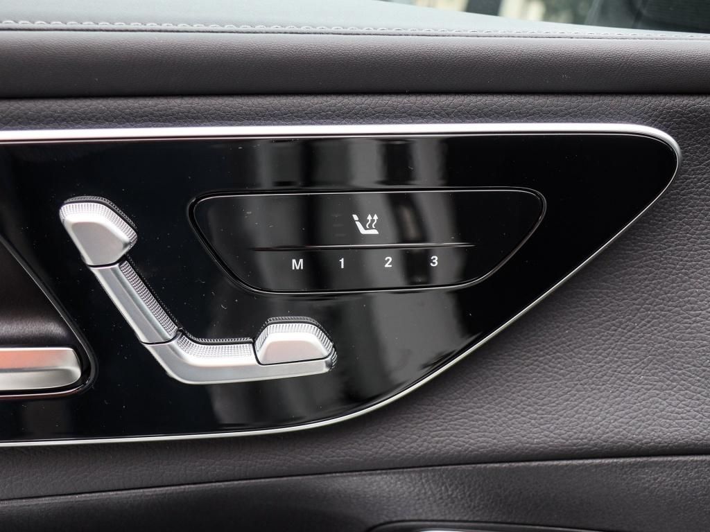 Mercedes-Benz GLC 300 2025