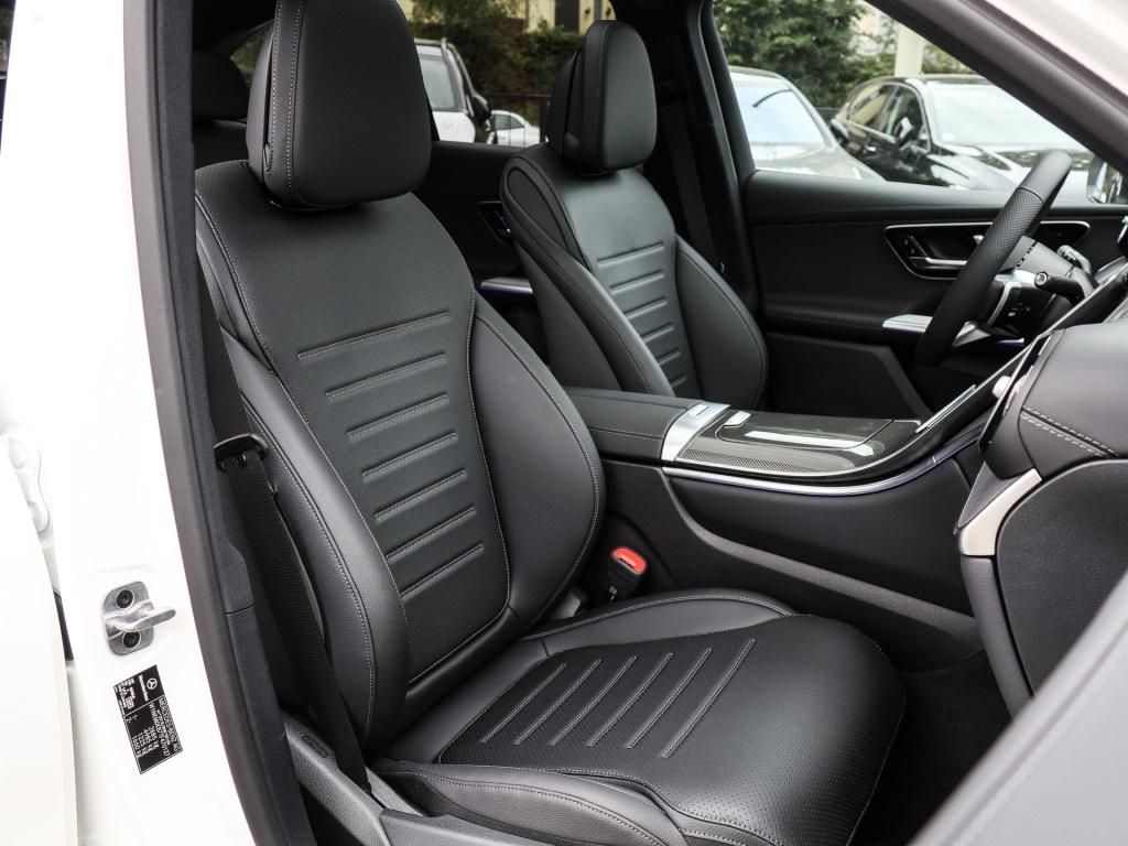 Mercedes-Benz GLC 300 2025