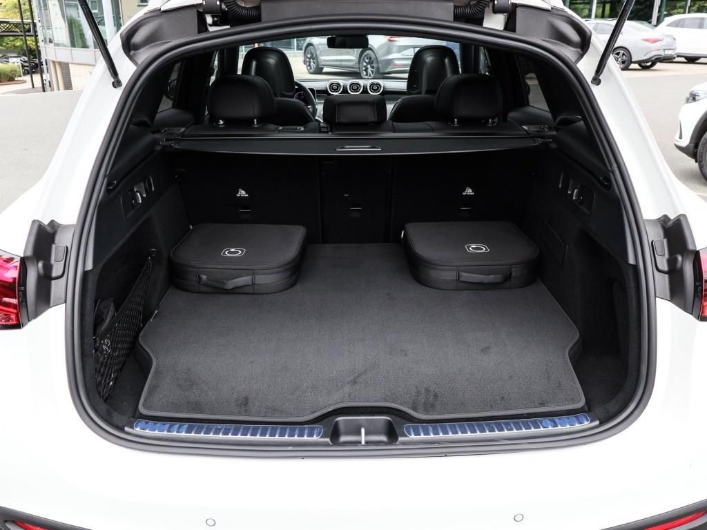 Mercedes-Benz GLC 300 2025