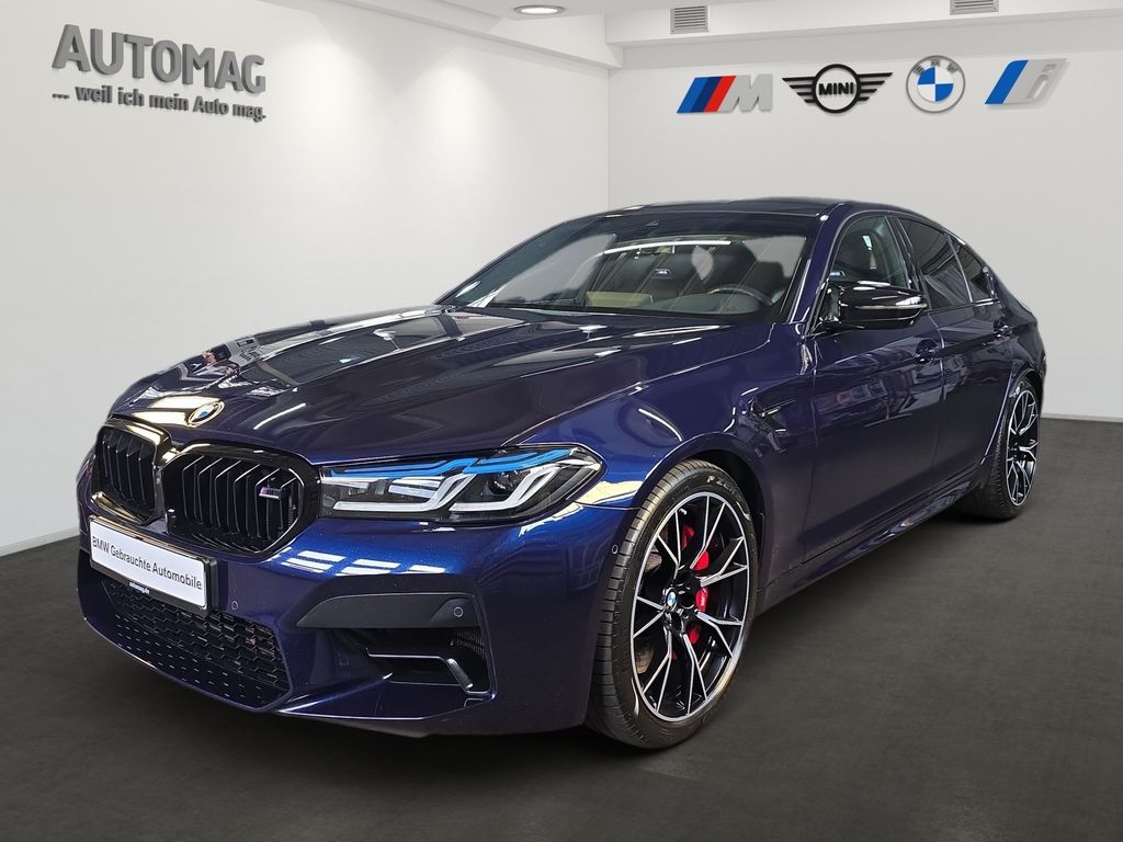BMW M5 2022