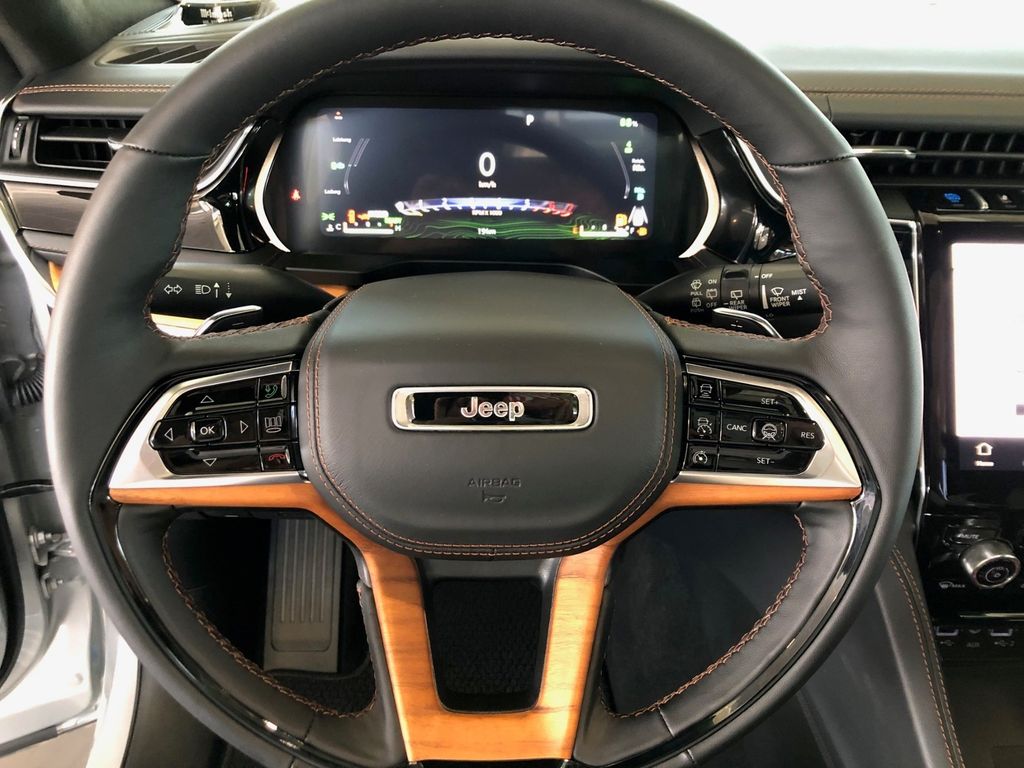 Jeep Grand Cherokee 2025