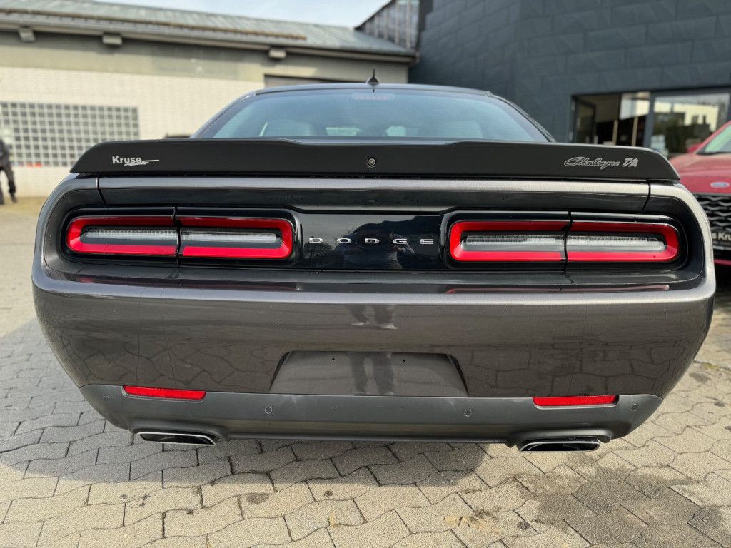 Dodge Challenger 2024