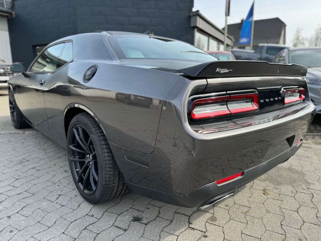 Dodge Challenger 2024