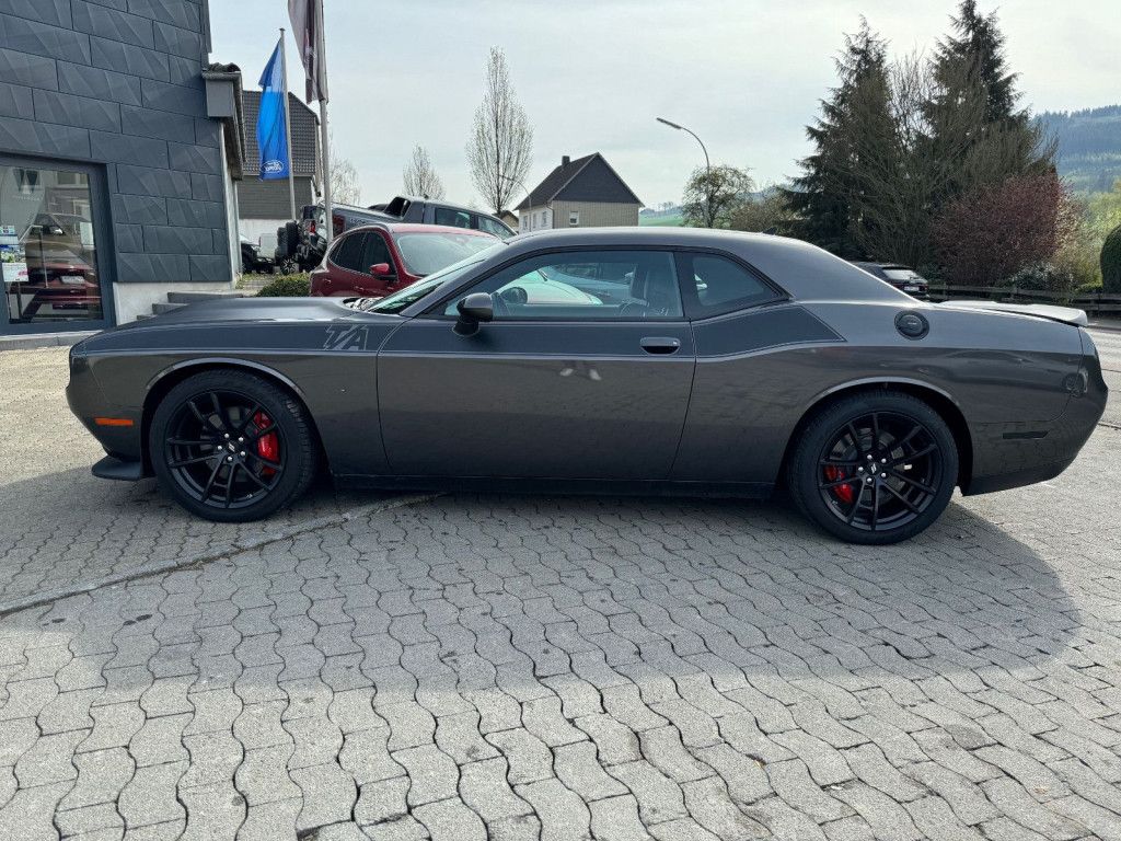 Dodge Challenger 2024