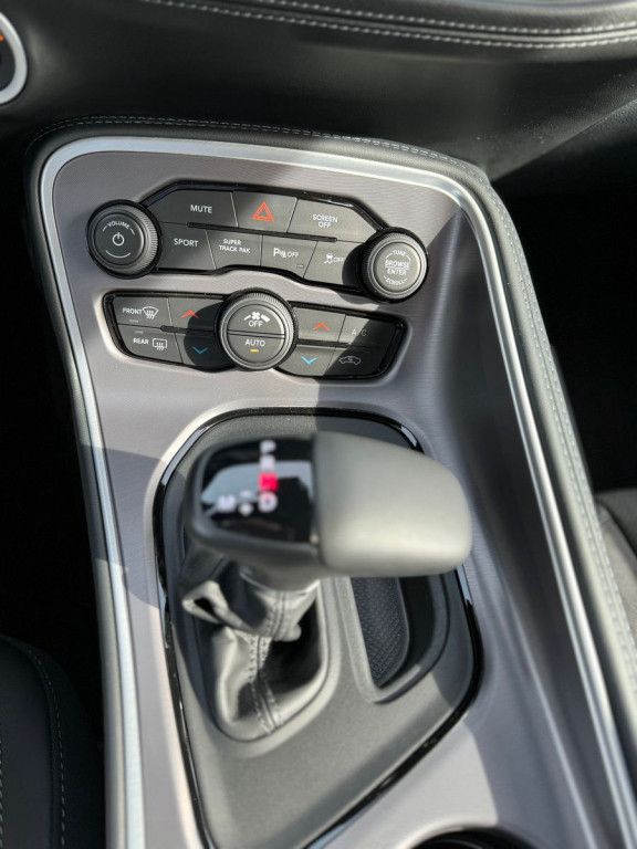 Dodge Challenger 2024