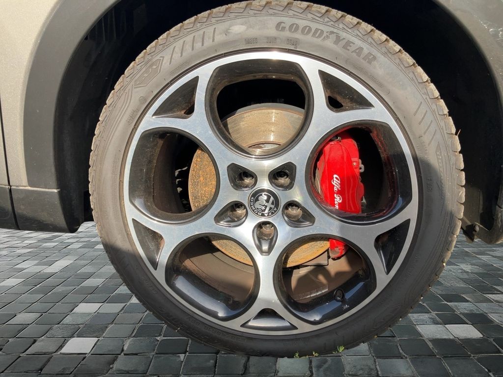 Alfa Romeo Tonale 2023