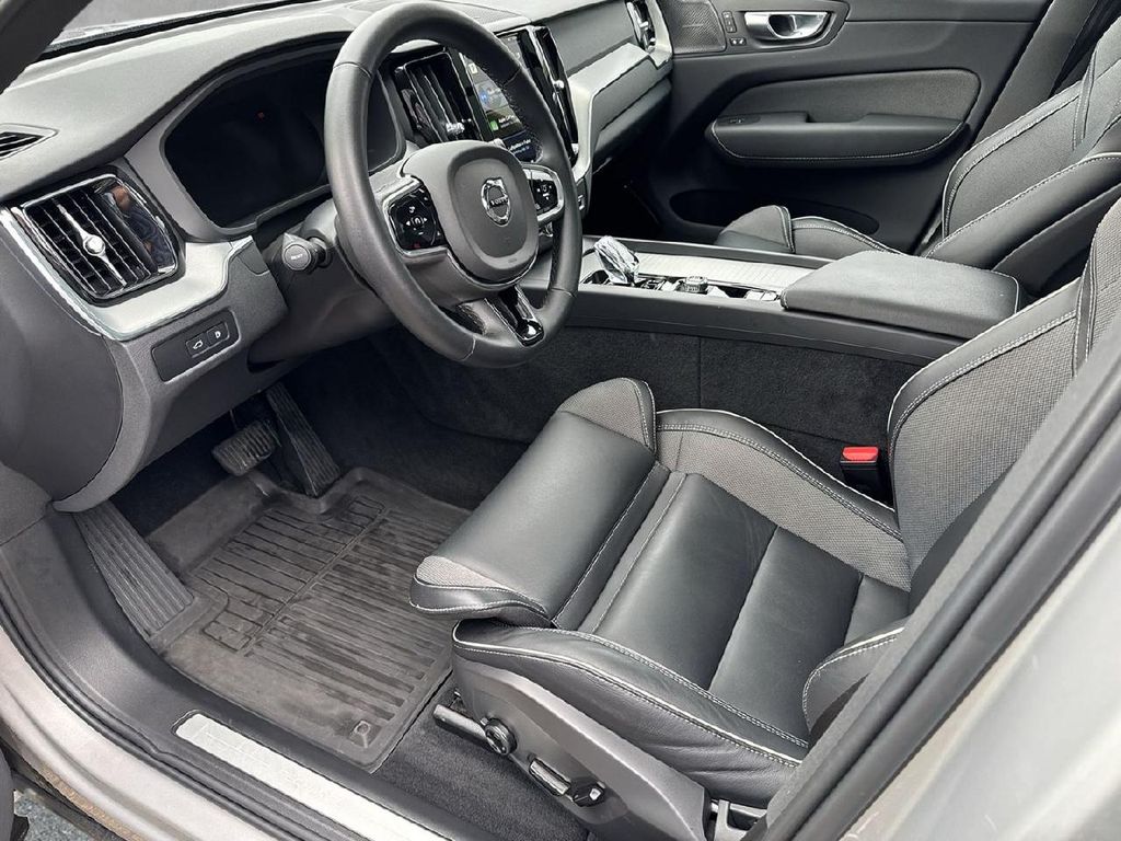 Volvo XC60 2023