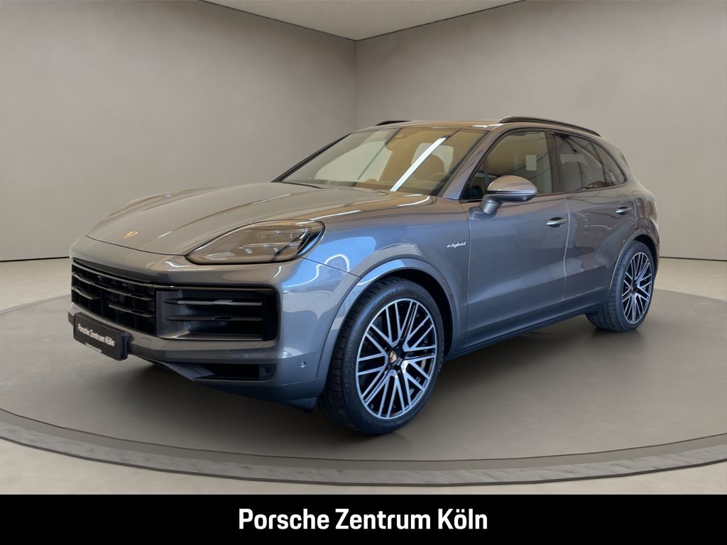 Porsche Cayenne 2025