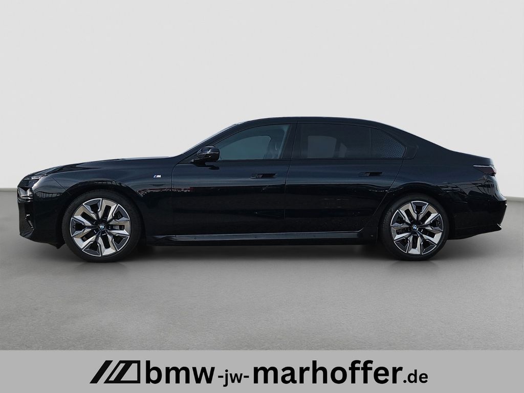 BMW i7 2024