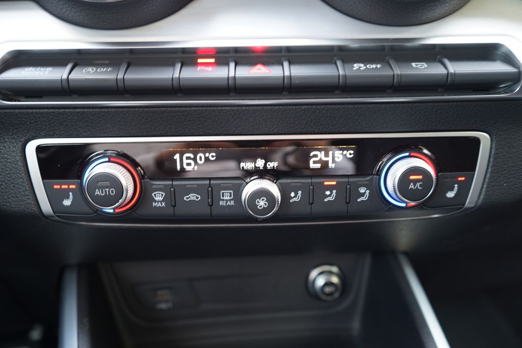 Audi SQ2 2021