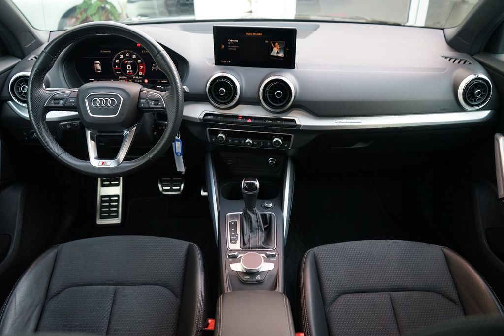 Audi SQ2 2021