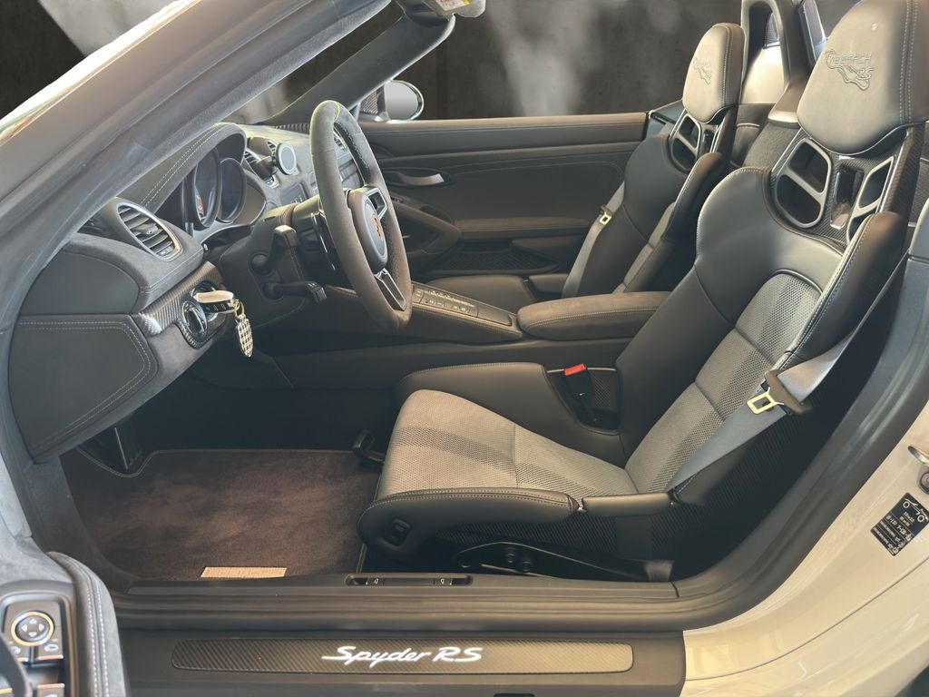 Porsche Boxster 2024