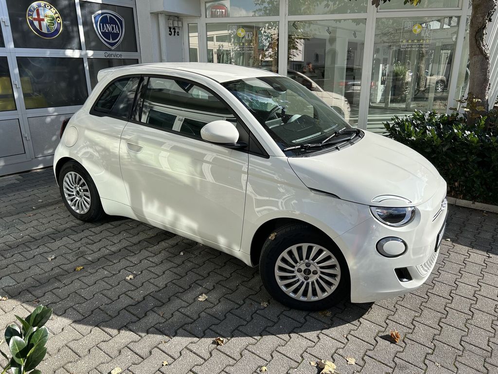 Fiat 500e 2023
