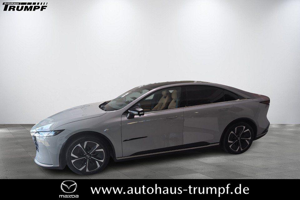 Mazda 6e 2025
