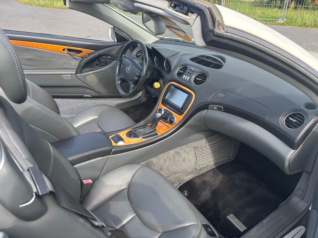 Mercedes-Benz SL 350 2004
