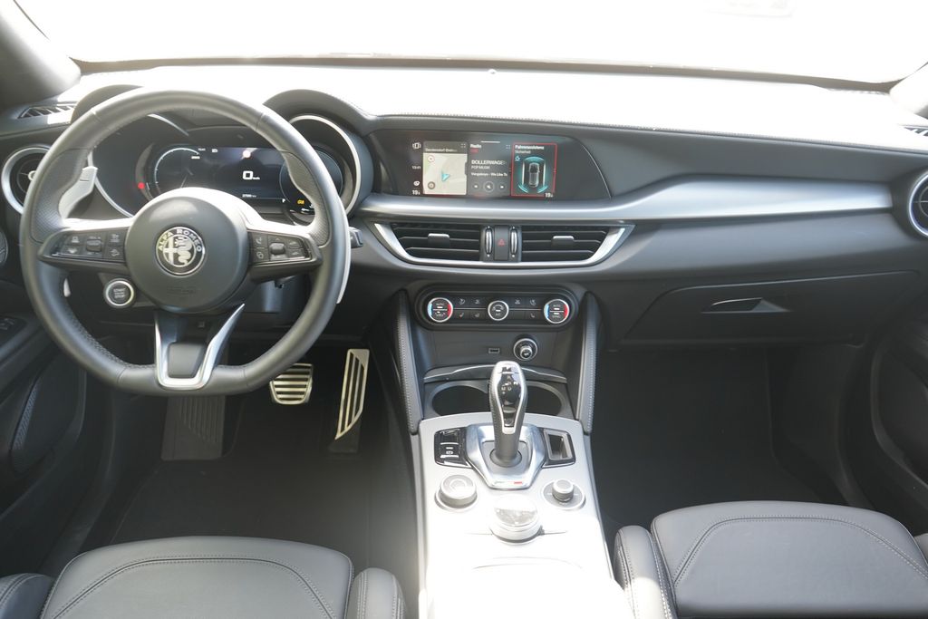 Alfa Romeo Stelvio 2024