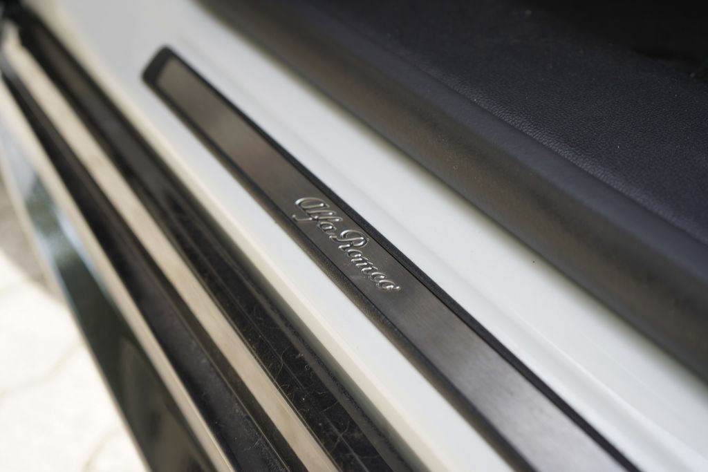 Alfa Romeo Stelvio 2024