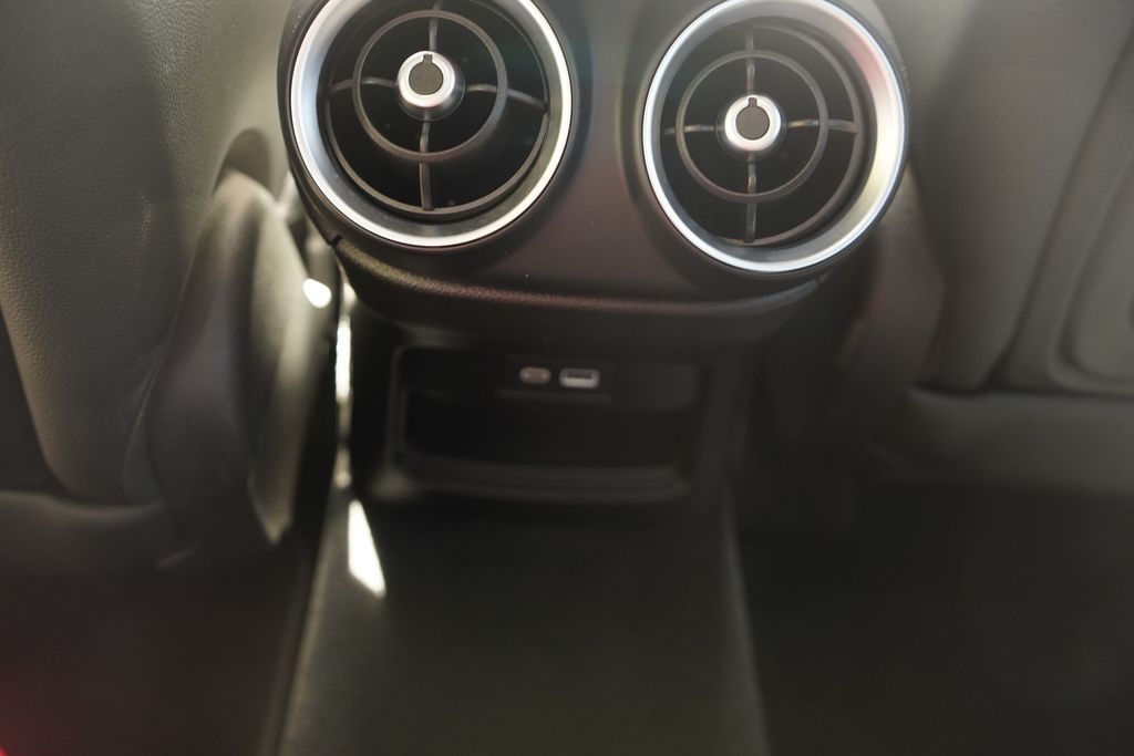 Alfa Romeo Stelvio 2024