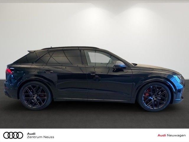 Audi RSQ8 2025