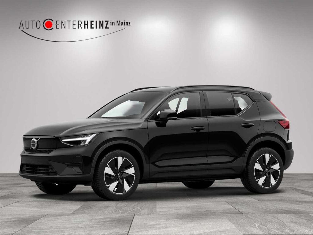 Volvo XC40 2025