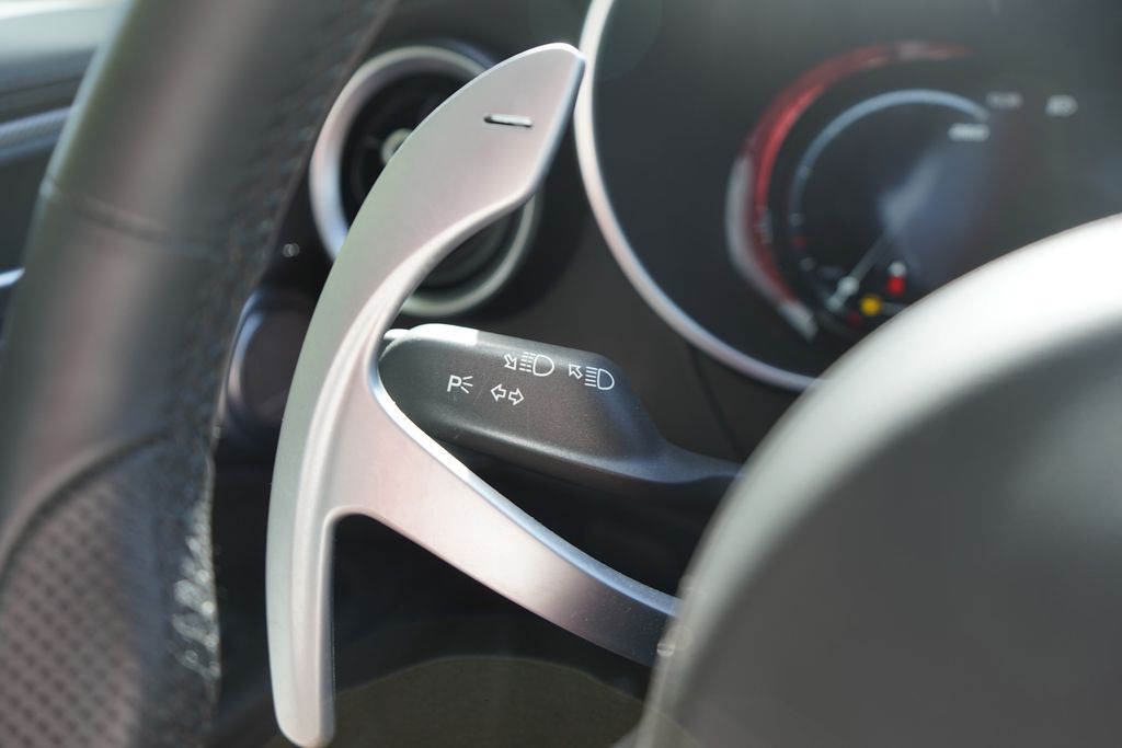 Alfa Romeo Stelvio 2024