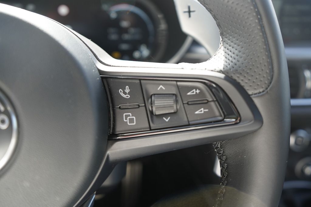 Alfa Romeo Stelvio 2024