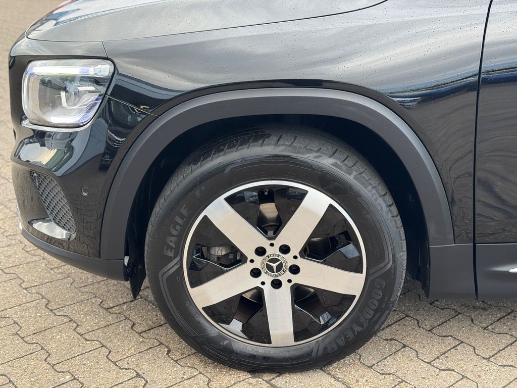 Mercedes-Benz GLB 180 2021
