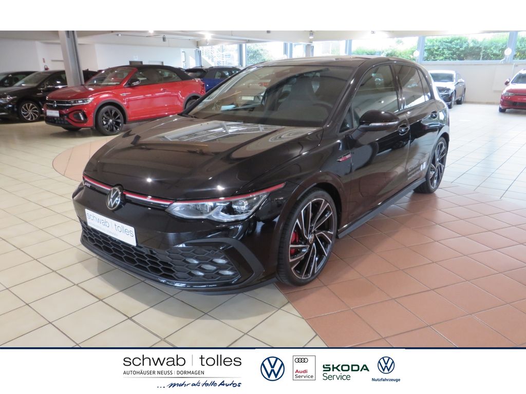 Volkswagen Golf 2024