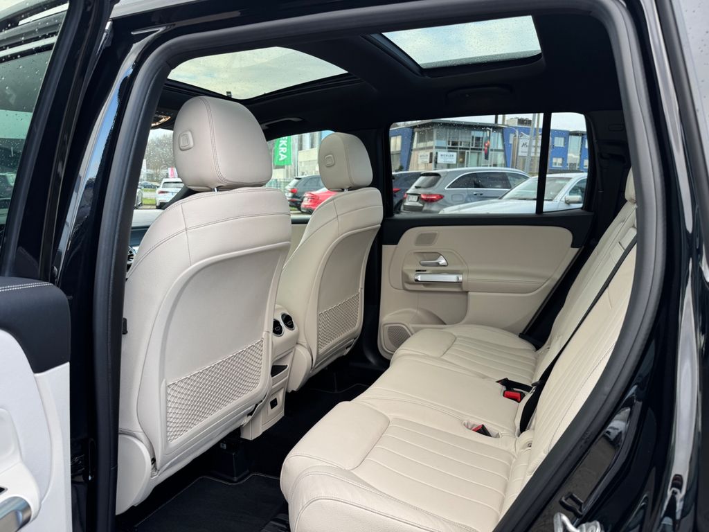 Mercedes-Benz GLB 180 2021
