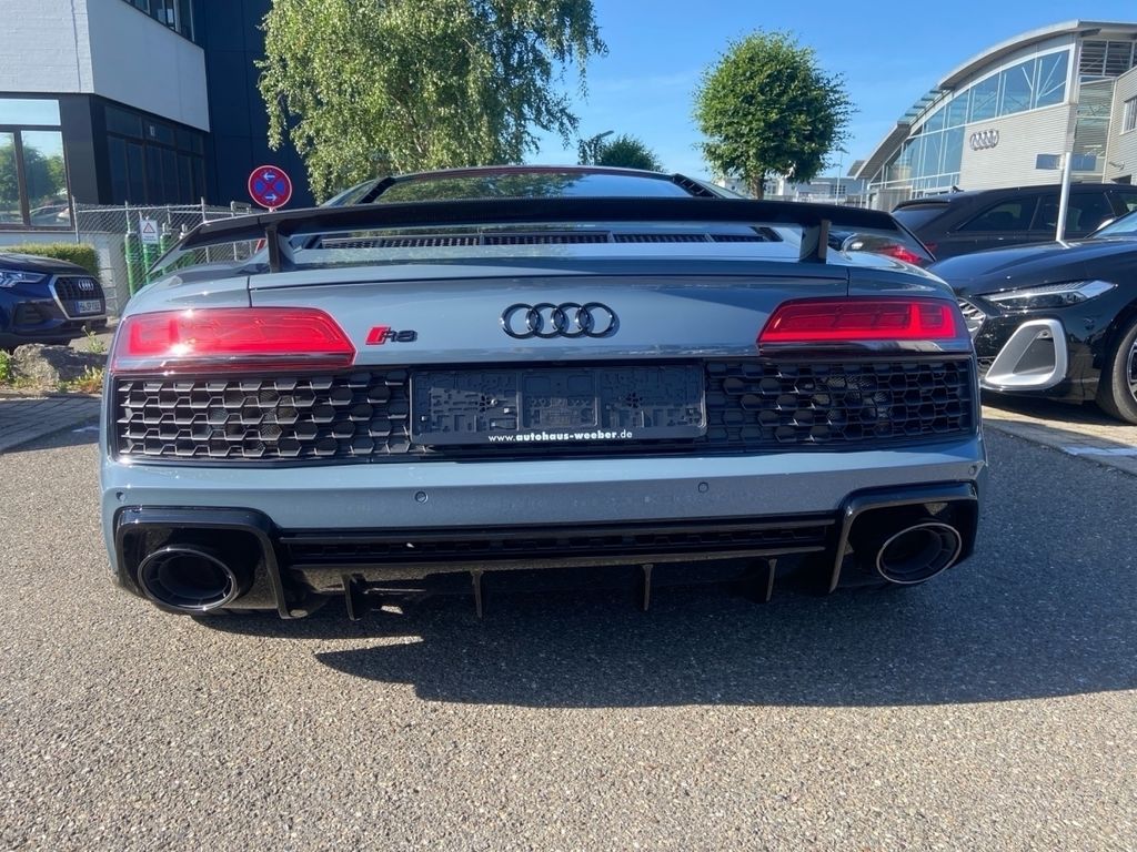 Audi R8 2025