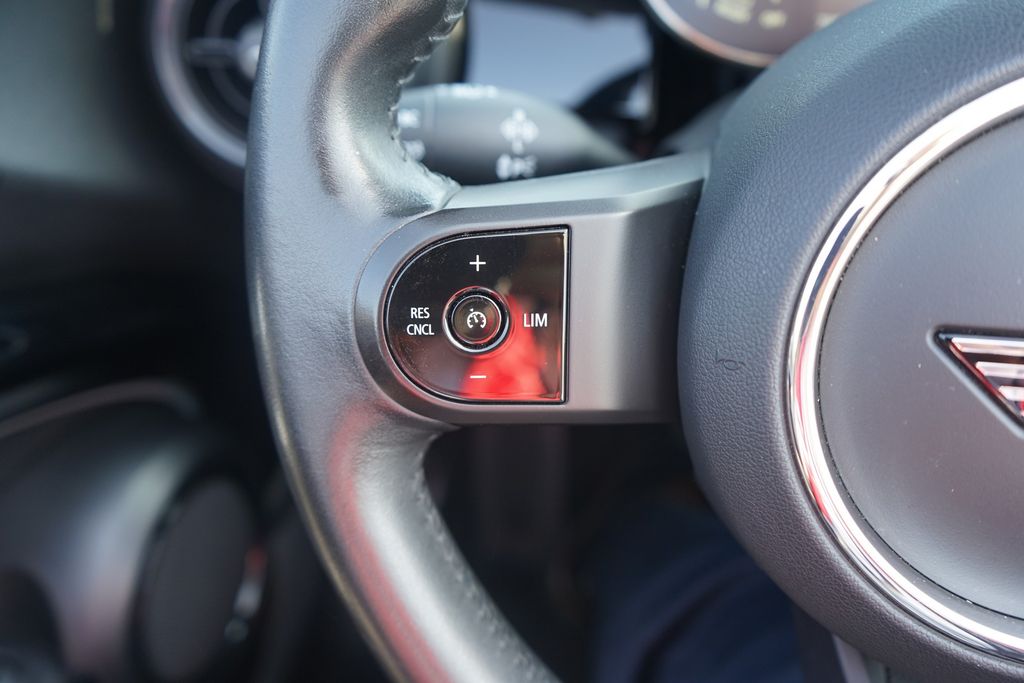 MINI Cooper 2023