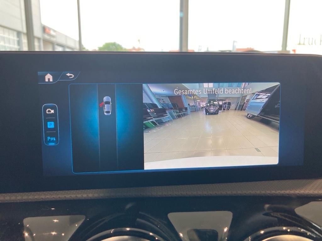 Mercedes-Benz A 180 2025