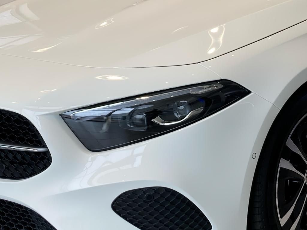 Mercedes-Benz A 180 2025