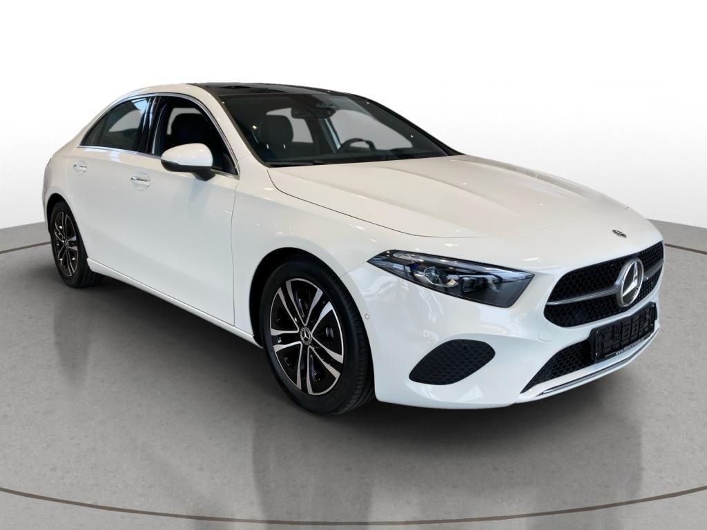 Mercedes-Benz A 180 2025