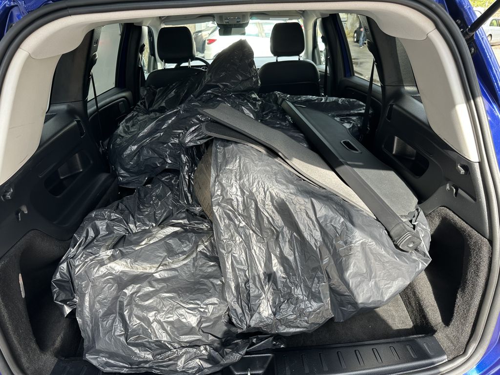 Mercedes-Benz GLB 180 2023