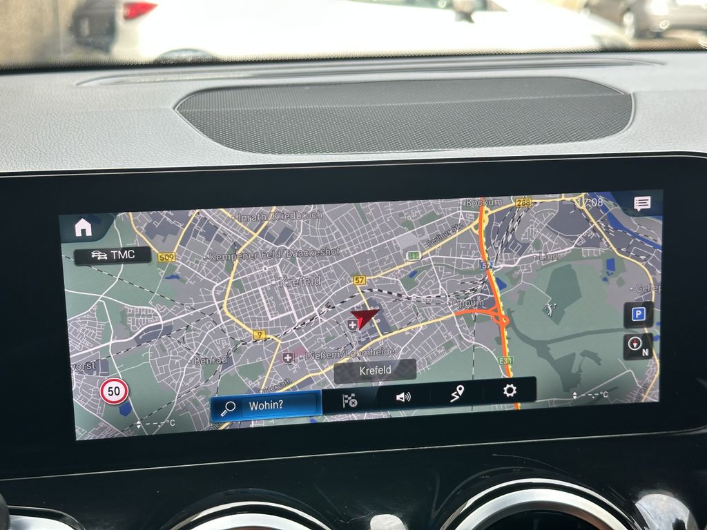 Mercedes-Benz GLB 180 2023