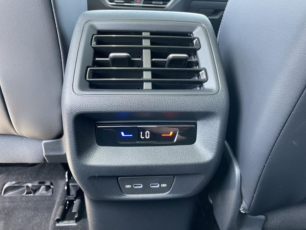 Volkswagen Tiguan 2025