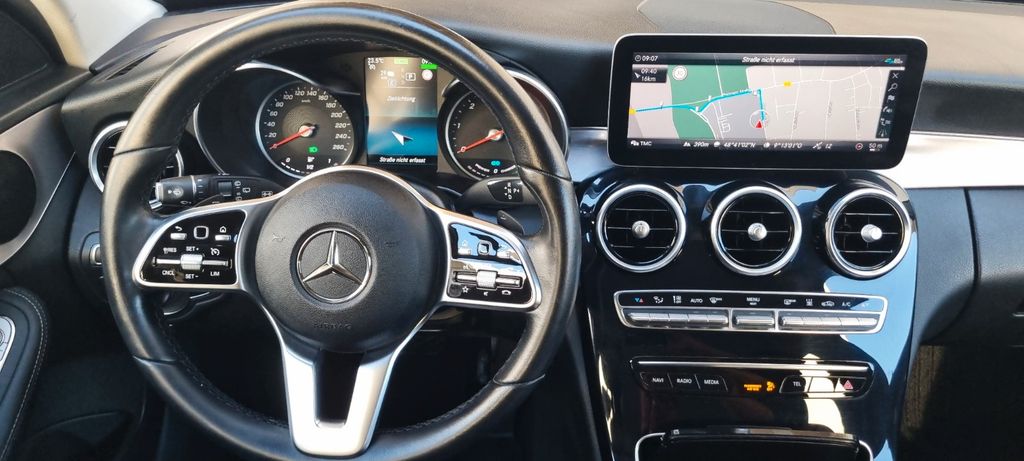 Mercedes-Benz C 300 2020