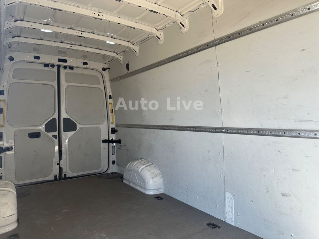 Volkswagen Crafter 2023